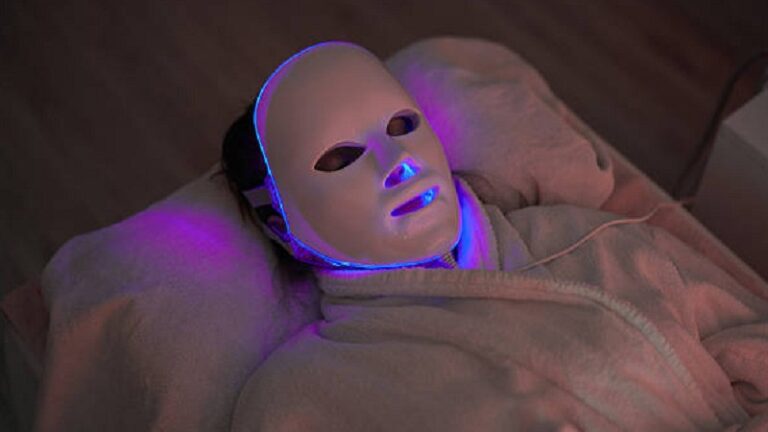 RegenaLight Mask: A Modern Solution for Healthier, Glowing Skin