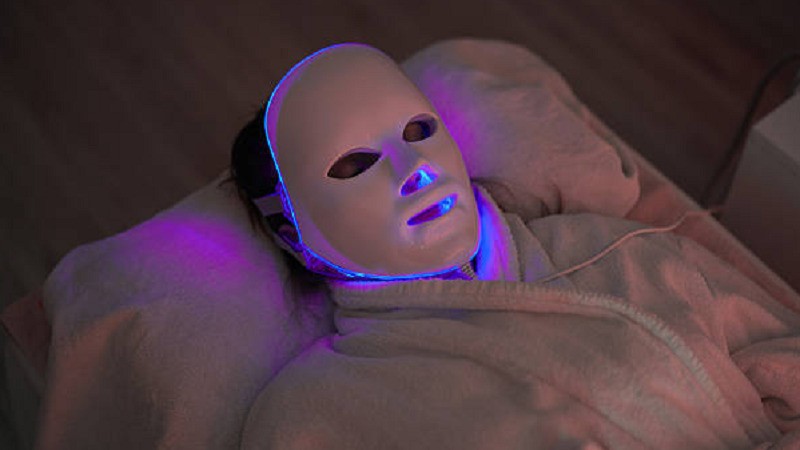 RegenaLight Mask: A Modern Solution for Healthier, Glowing Skin